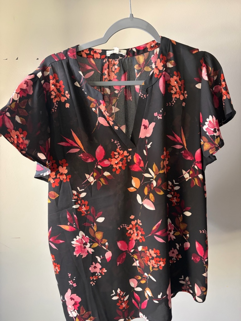 Maurices Black Floral V-Neck Flutter Sleeve Blouse